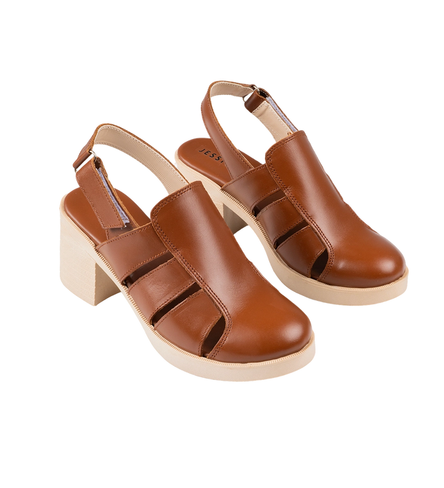 شوز حريمي جلد طبيعي مريح للمشي موديل 310 – حذاء يومي