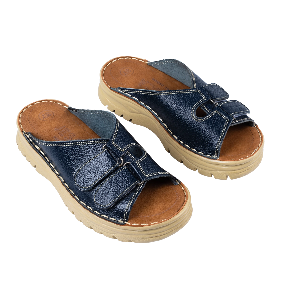 213 Women Genuine Leather Medical Clogs – Comfortable Orthopedic Walking Shoes