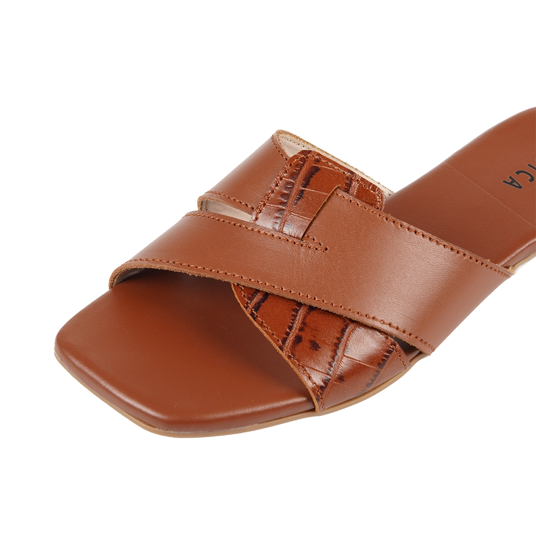 Jessica 9013 Women's Genuine Leather Clogs – Comfortable Walking Clogs with 1 cm Heel