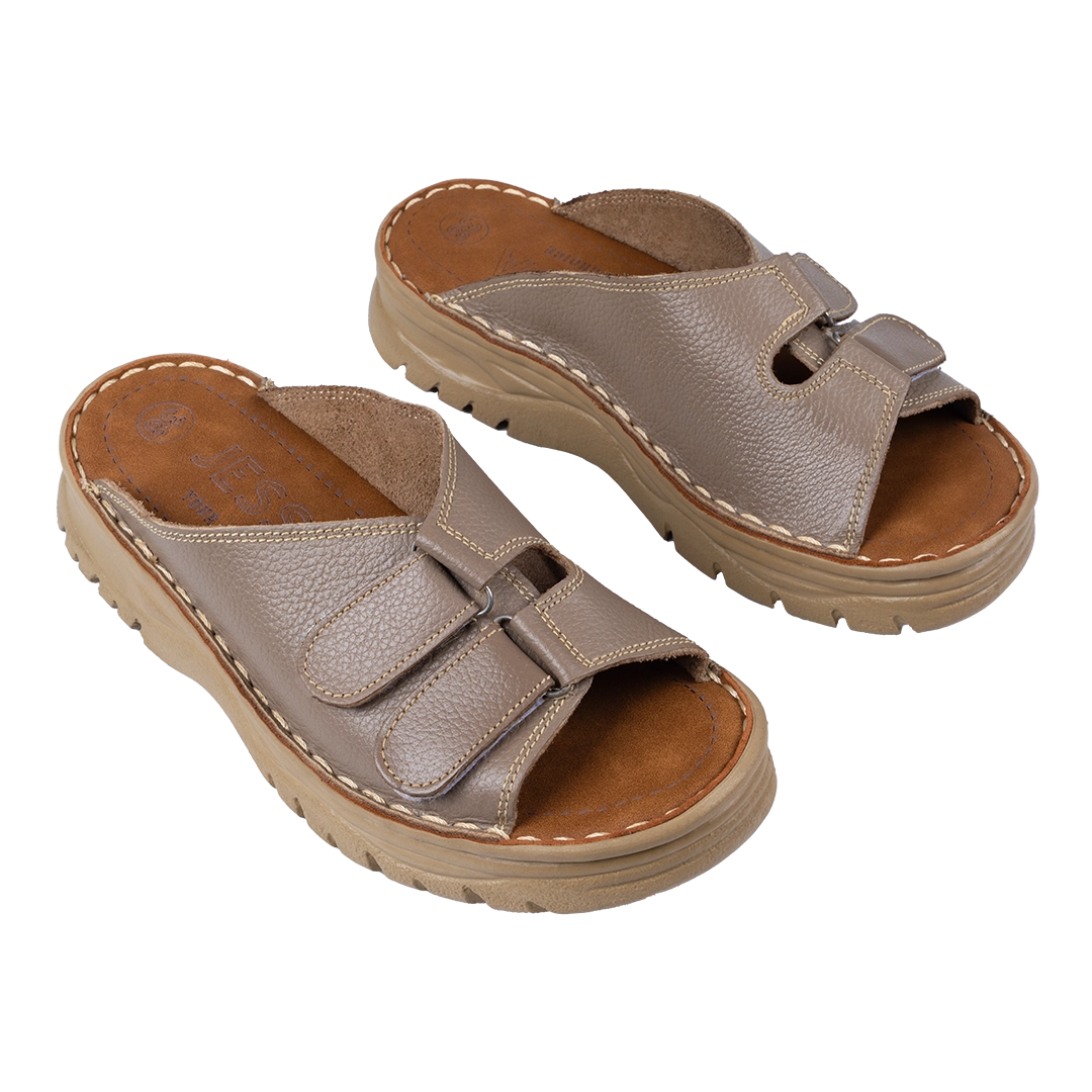 213 Women Genuine Leather Medical Clogs – Comfortable Orthopedic Walking Shoes