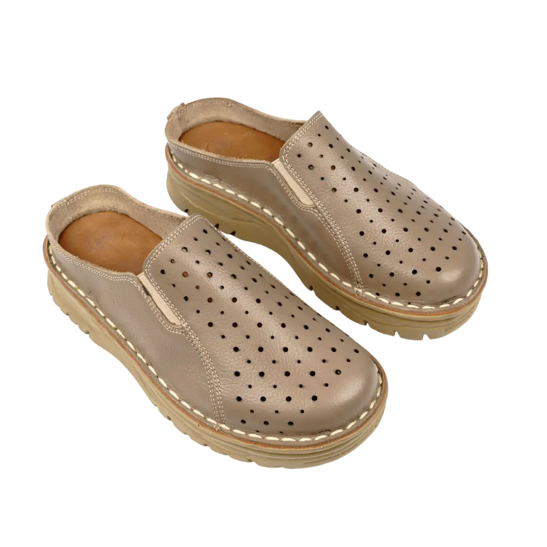 244 Women Genuine Leather Medical Clogs – Comfortable Orthopedic Walking Shoes