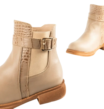 كود ٥٧٧ حذاء هاف بوت