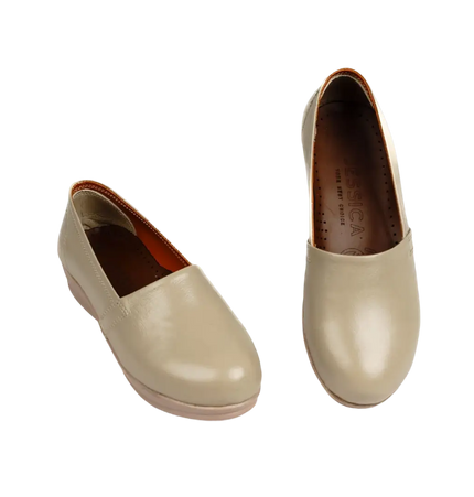 كود ٣٠١ حذاء