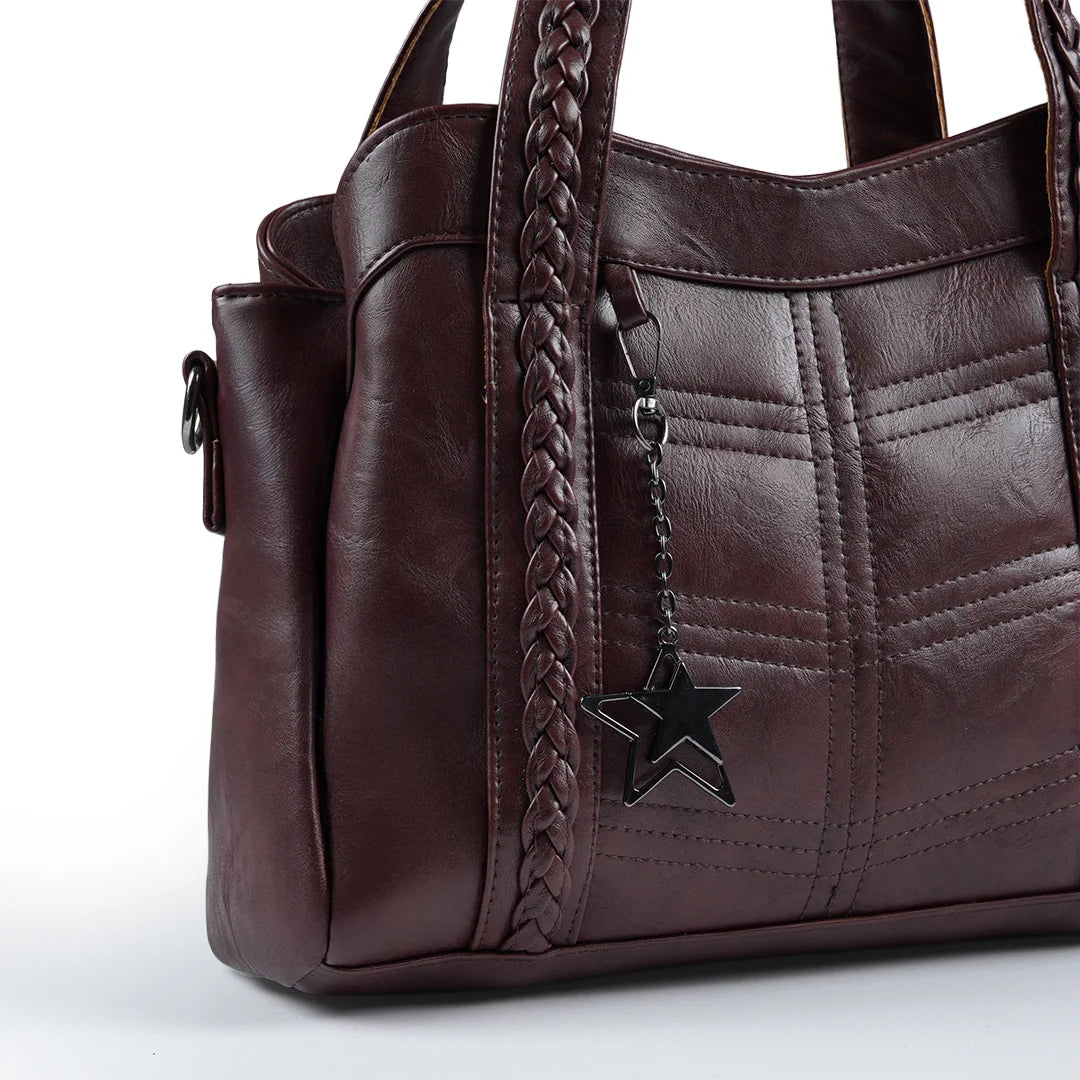 شنطة كتف حريمي كبيرة موديل M78 بحزام كروس جلد مستورد – شنطة عملية للعمل