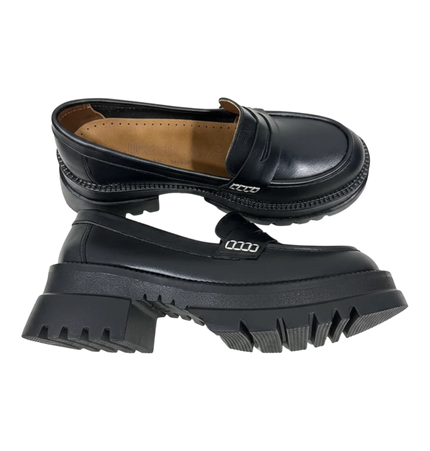 كود ٢٠٥٠ حذاء بكعب عالي