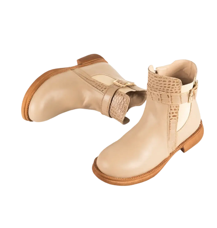 كود ٥٧٧ حذاء هاف بوت