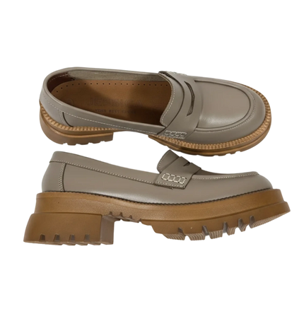 كود ٢٠٥٠ حذاء بكعب عالي