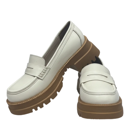 كود ٢٠٥٠ حذاء بكعب عالي