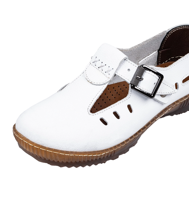 شوز حريمي جلد طبيعي طبي مريح للمشي موديل 1006 – قالب واسع