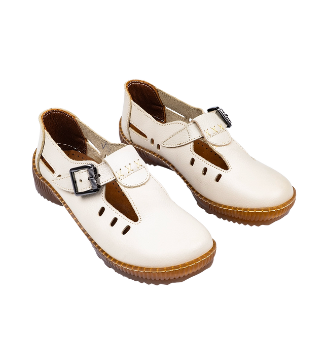 شوز حريمي جلد طبيعي طبي مريح للمشي موديل 1006 – قالب واسع