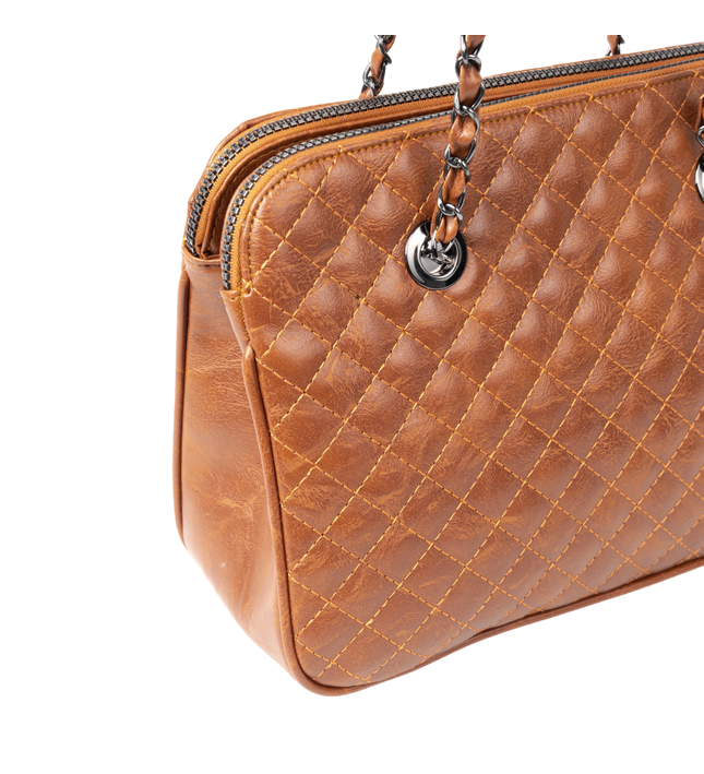 شنطة كتف حريمي موديل M069 جلد مستورد – شنطة عملية يومية بحجم متوسط 