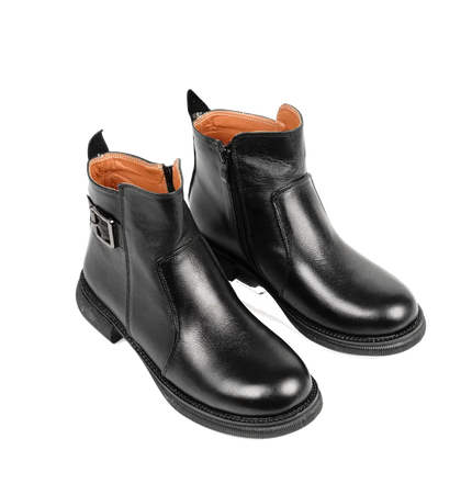 كود ٥٣٧ حذاء هاف بوت من الجلد الطبيعي