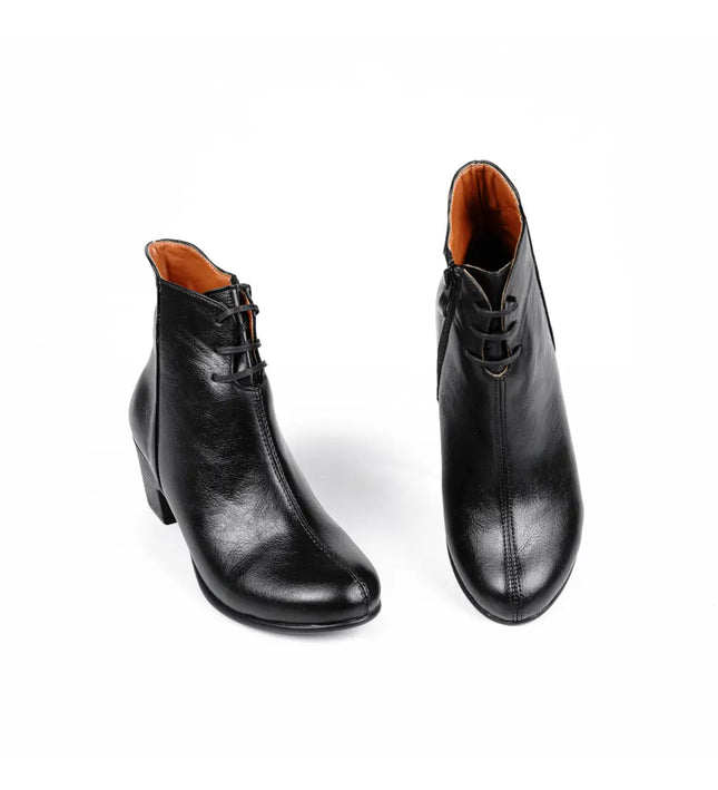 كود 3060 حذاء هاف بوت