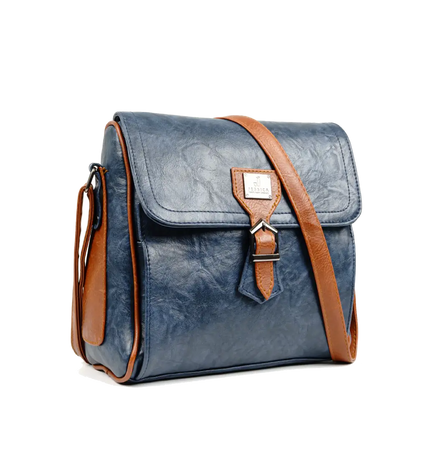 كود S021 شنطة كروس من الجلد الإيطالي