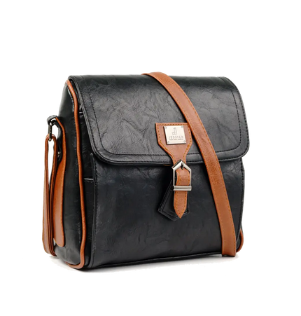 كود S021 شنطة كروس من الجلد الإيطالي