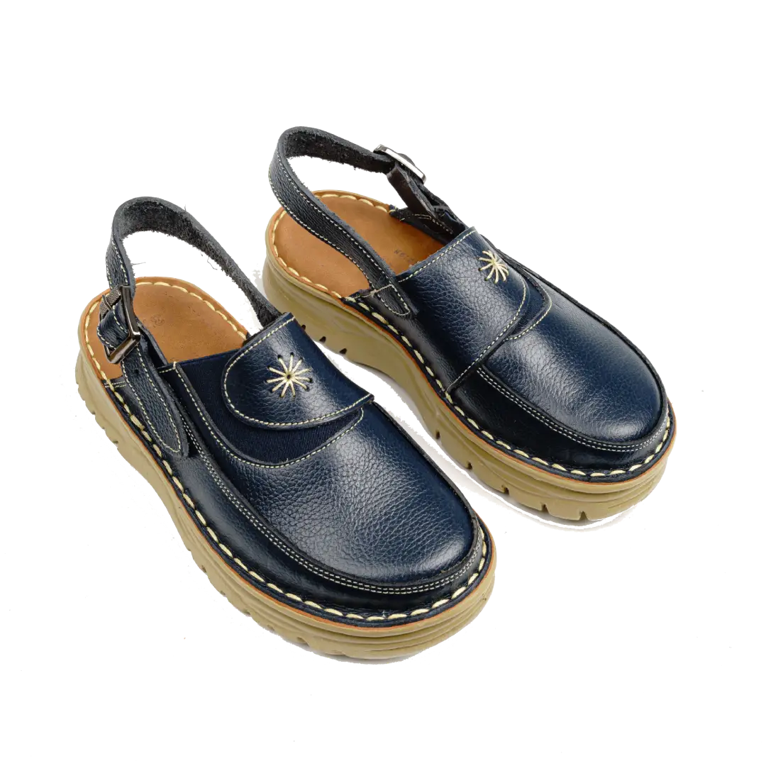 223 Women Genuine Leather Medical Clogs – Comfortable Orthopedic Walking Shoes