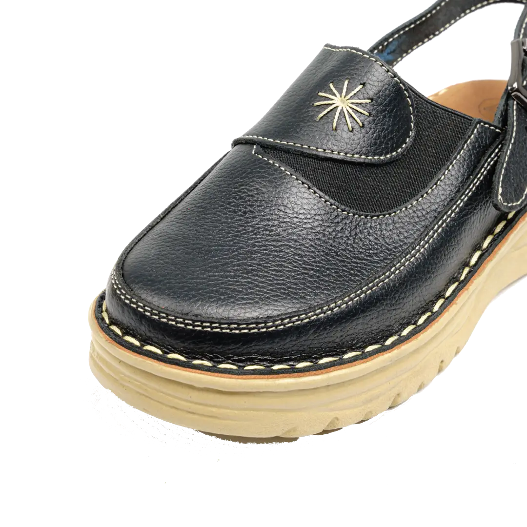 223 Women Genuine Leather Medical Clogs – Comfortable Orthopedic Walking Shoes