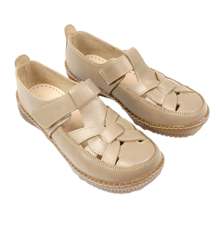 كود ١٠٠٨ حذاء من الجلد الطبيعي