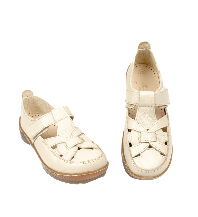 كود ١٠٠٨ حذاء من الجلد الطبيعي