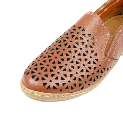 كود 128 حذاء من الجلد الطبيعي