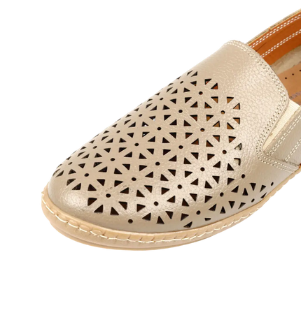 كود 128 حذاء من الجلد الطبيعي