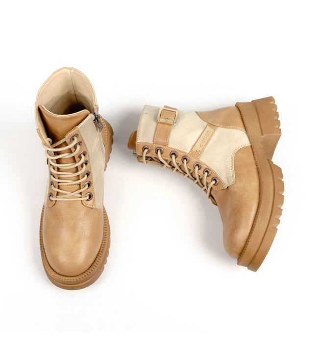 كود ٥٩٠ حذاء هاف بوت