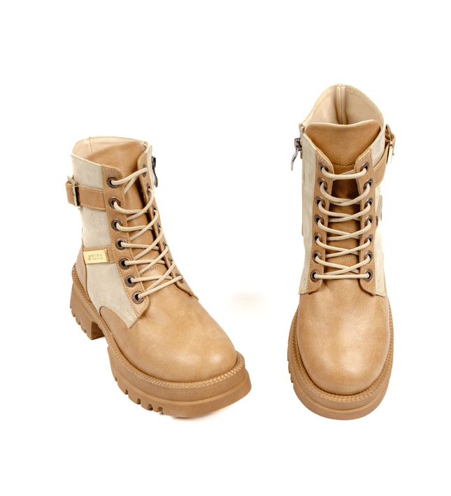 كود ٥٩٠ حذاء هاف بوت