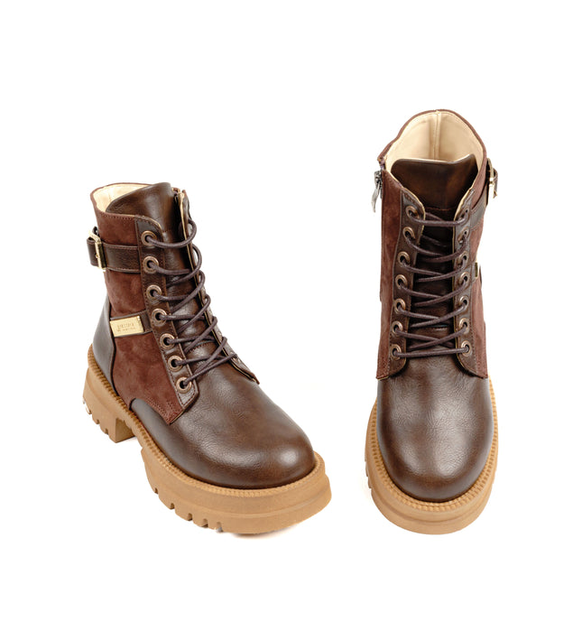 كود ٥٩٠ حذاء هاف بوت