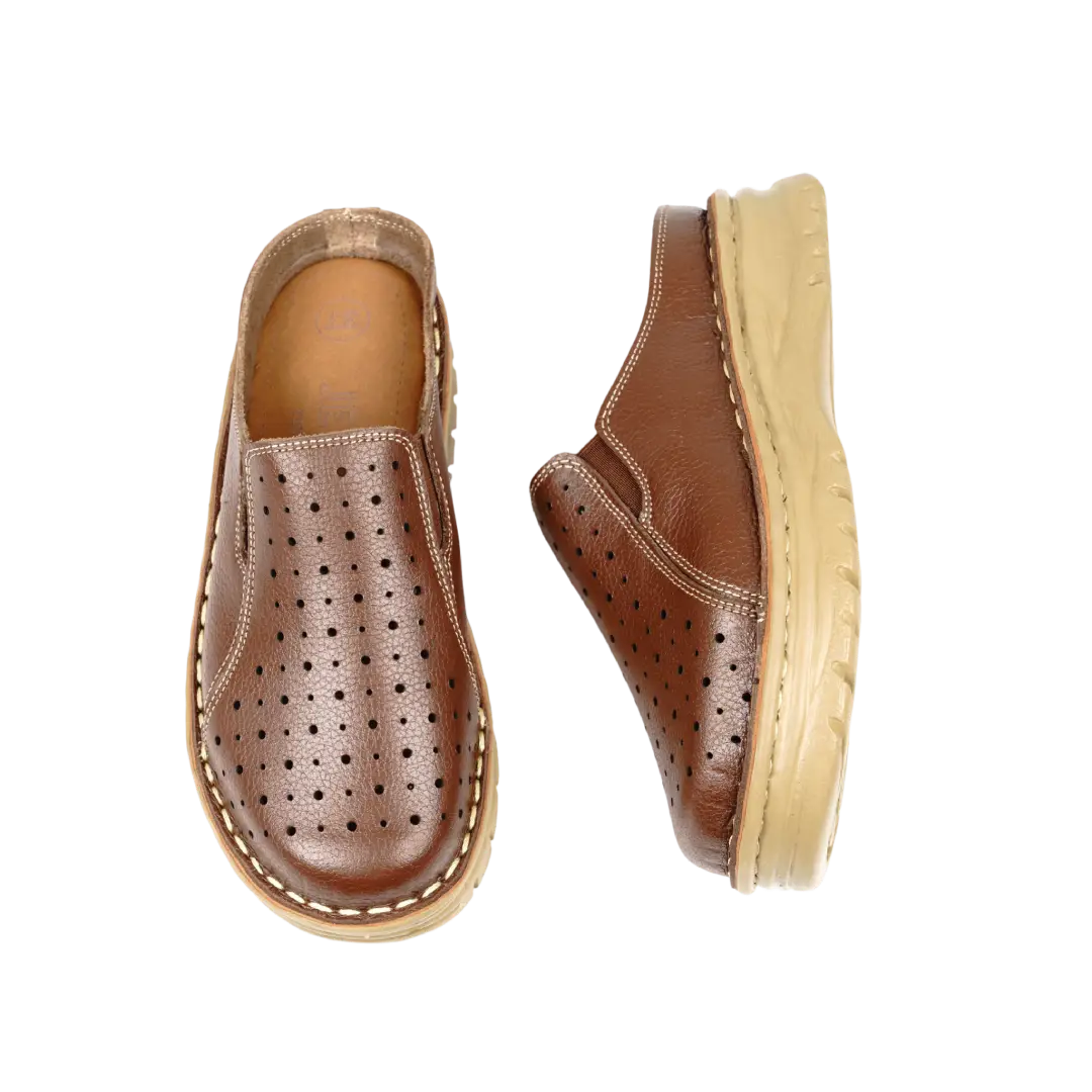 244 Women Genuine Leather Medical Clogs – Comfortable Orthopedic Walking Shoes