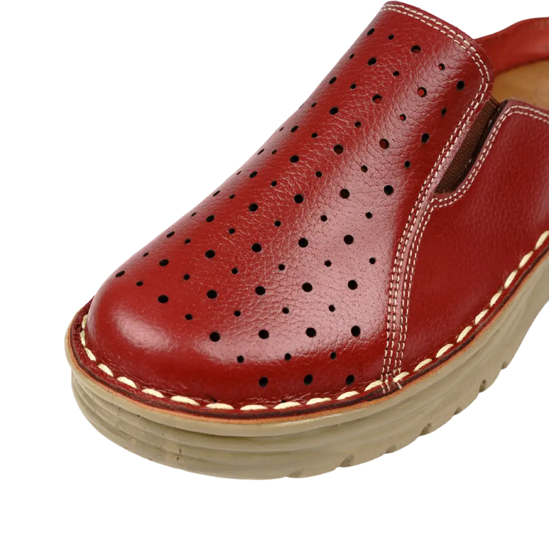 244 Women Genuine Leather Medical Clogs – Comfortable Orthopedic Walking Shoes