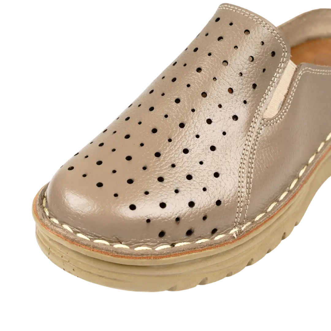 244 Women Genuine Leather Medical Clogs – Comfortable Orthopedic Walking Shoes