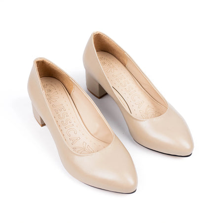 Code D50 natural leather shoes