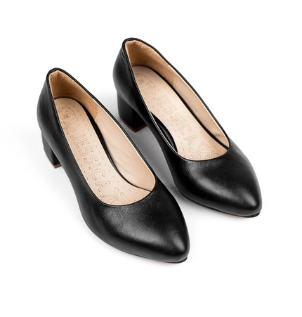 Code D50 natural leather shoes