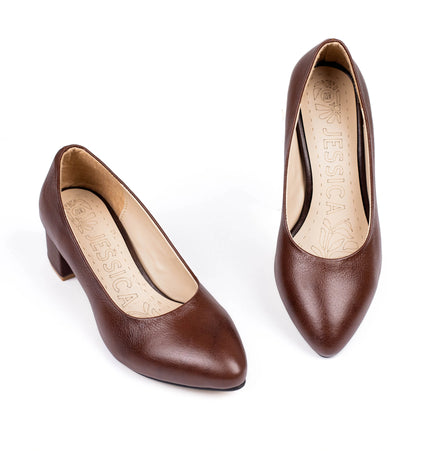 Code D50 natural leather shoes