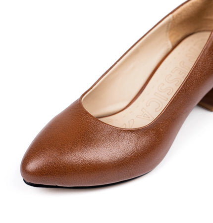 Code D50 natural leather shoes