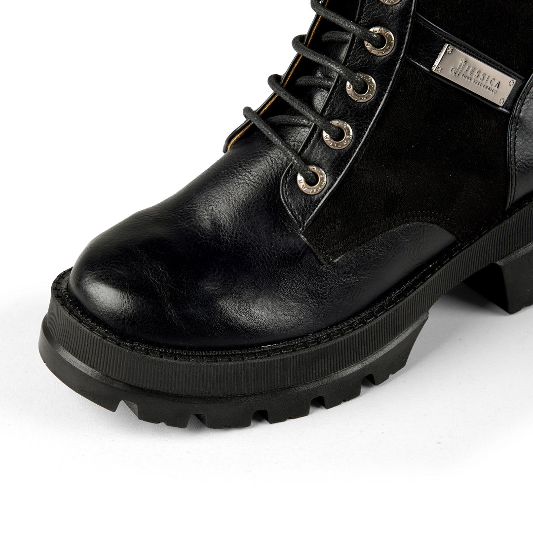 Jessica 590 black boot material and stitching detail
