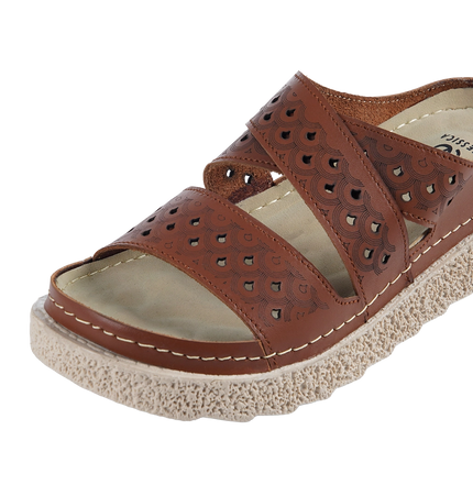 Z66 Women’s Genuine Leather Clogs – Comfortable Walking Shoes for Wide Feet