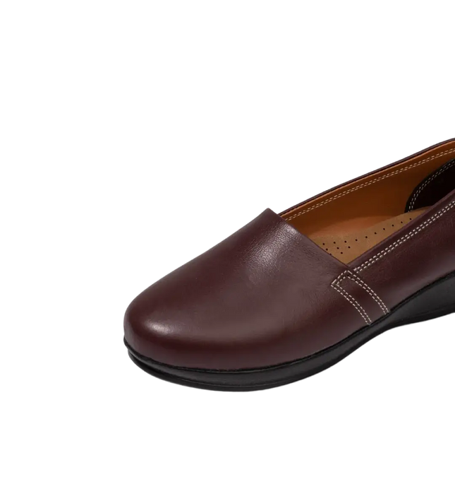 كود ٣٠١ حذاء