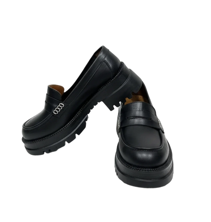 كود ٢٠٥٠ حذاء بكعب عالي