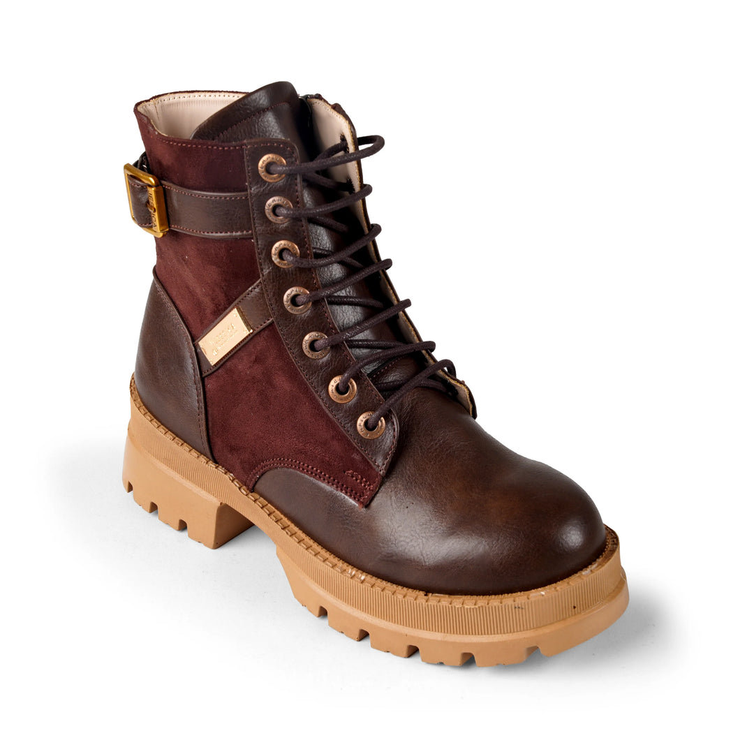 Jessica 590 cafe walking boot, single boot view