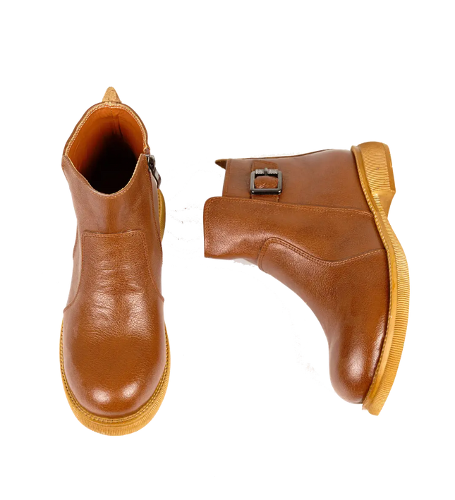 كود ٥٣٧ حذاء هاف بوت من الجلد الطبيعي