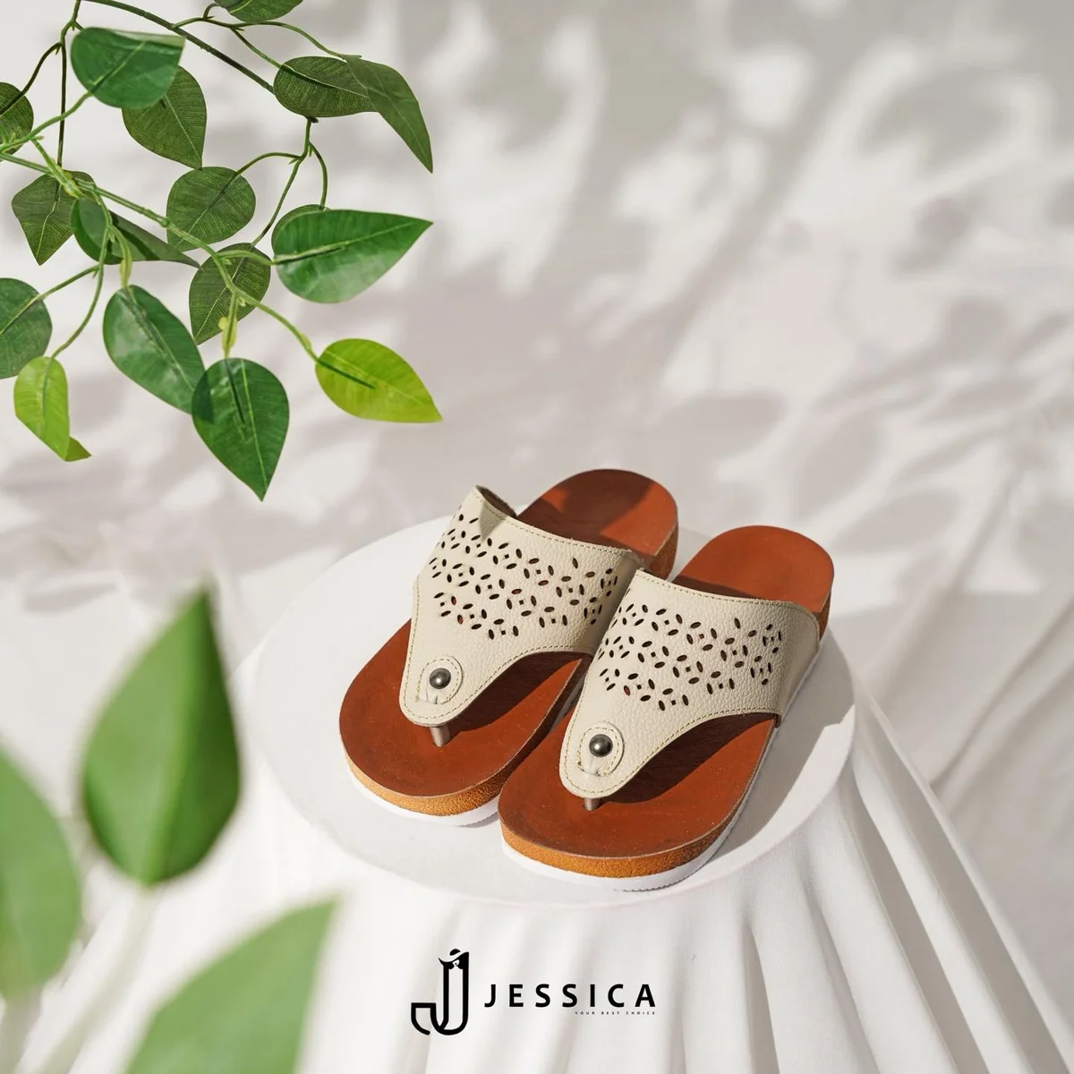 Code C027 Women's Genuine Leather Slippers