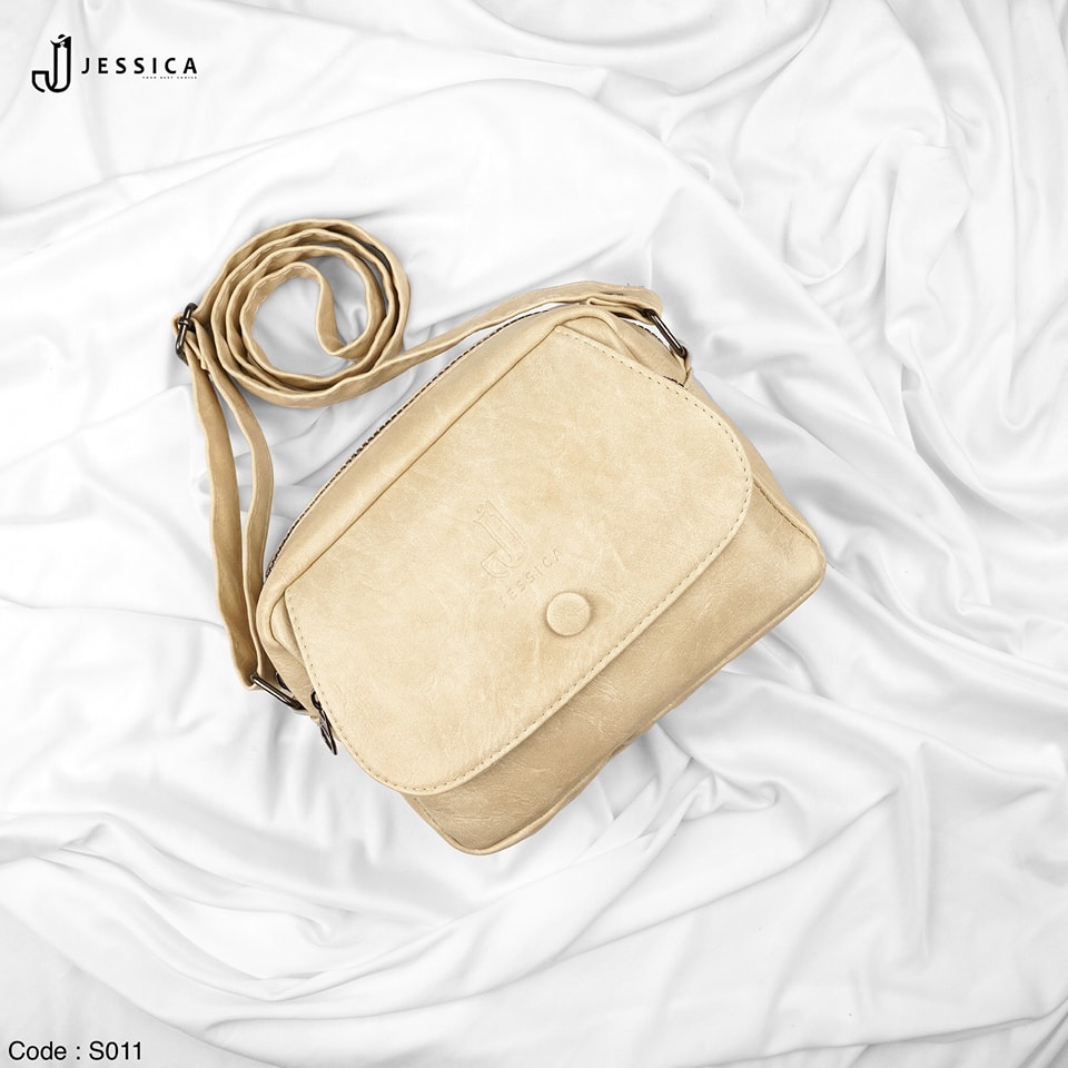 Cross bag ...