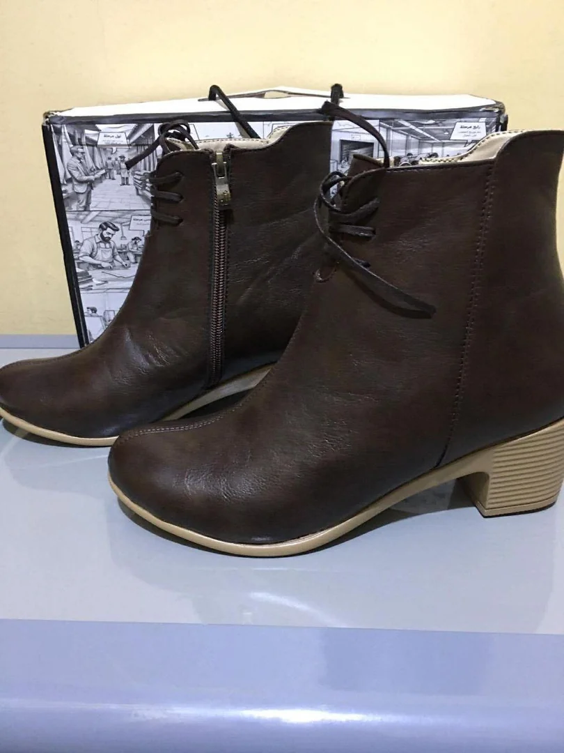 كود 3060 هاف بوت حريمى  - صورة حقيقية - جيسيكا