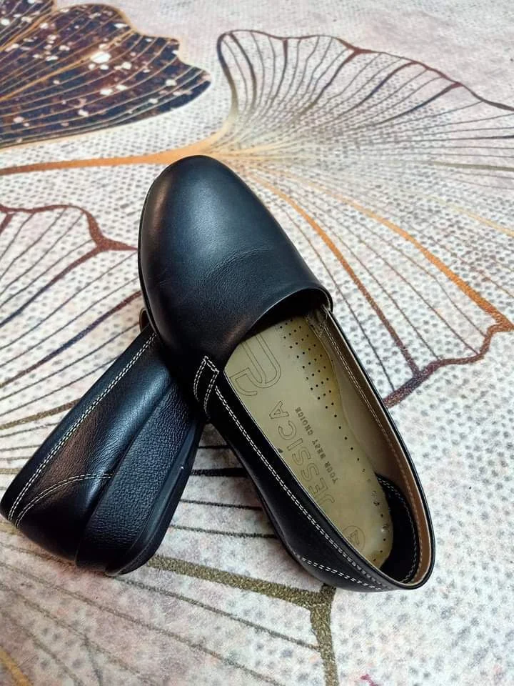 Shoes code 301 - Real-life image - Jessica